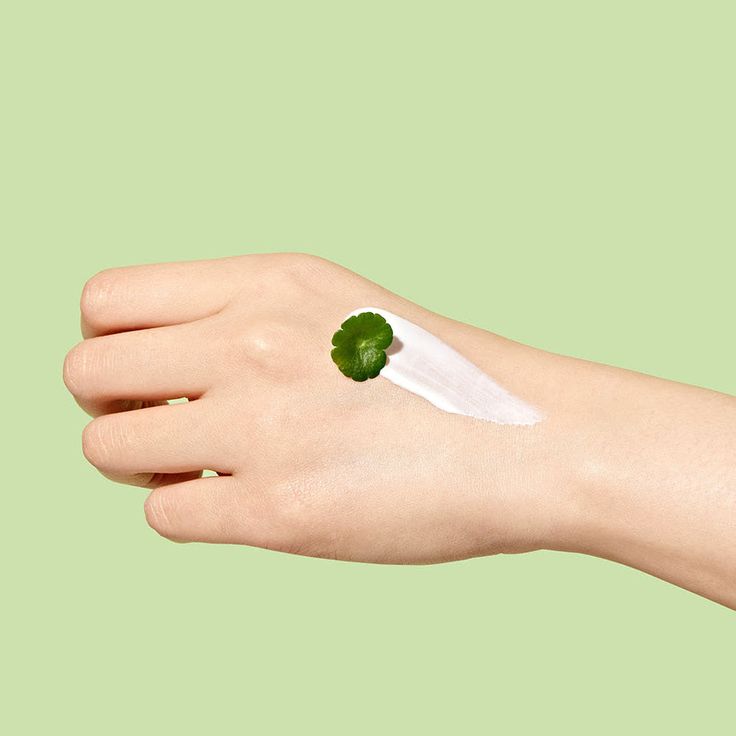 %Dr. Ceuracle Cica Regen Waterproof Sun SPF50+