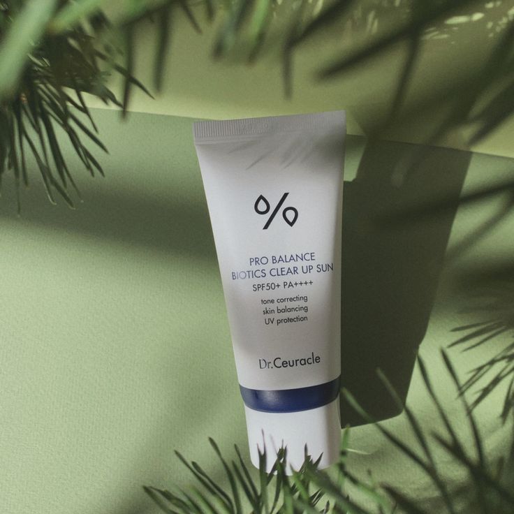 %Dr. Ceuracle Pro Balance Biotics Clear Up Sun SPF50+