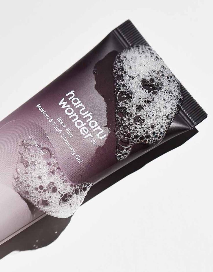 Haruharu Wonder Black Rice Moisture 5.5 Soft Cleansing Gel 100ml